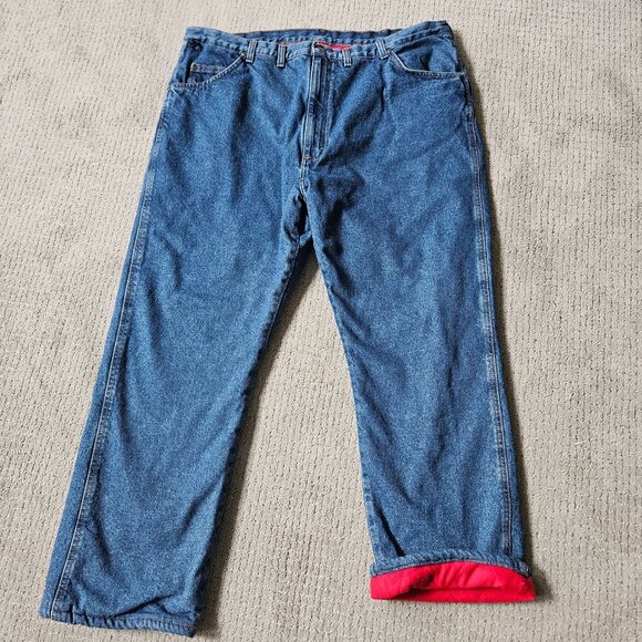 Wrangler Jeans Mens 44X30 Rugged Wear Red Fleece Lined Workwear Blue Denim - Picture 1 of 10